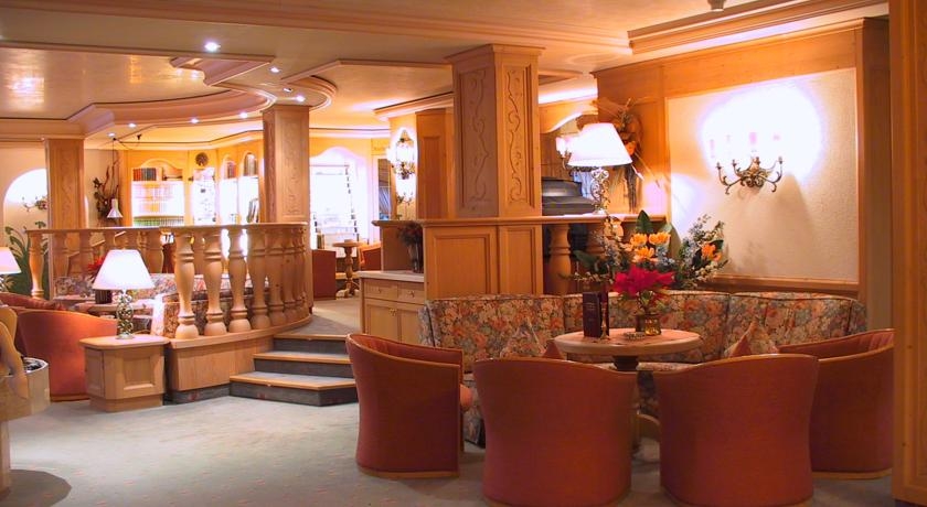 Imagen de los interiores del Hotel Chalet Ostegg Superior. Foto 5