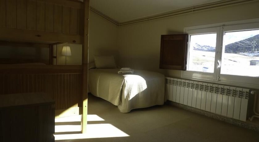 Imagen de la habitación del Hotel Chalet Peretol. Foto 5