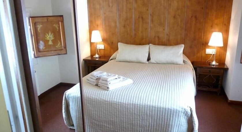 Imagen de la habitación del Hotel Chalet Peretol. Foto 19