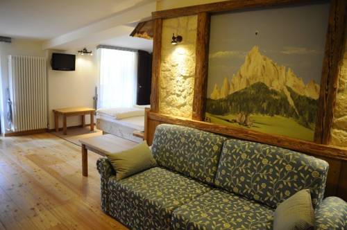 Imagen de la habitación del Hotel Chalet Piereni. Foto 3