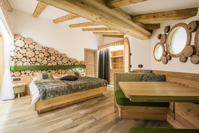 Imagen de la habitación del Hotel Chalet Pineta. Foto 9