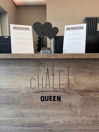 Imagen general del Hotel Chalet Queen. Foto 9