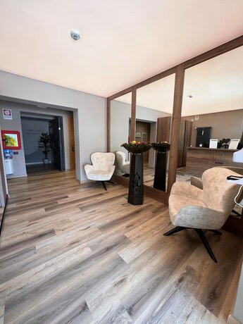 Imagen general del Hotel Chalet Queen. Foto 10