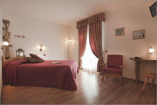 Imagen de la habitación del Hotel Chalet Rifugio Al Faggio. Foto 5