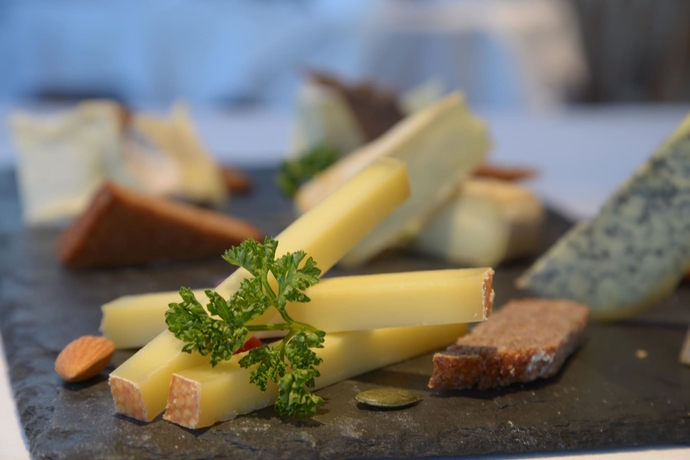 Imagen del bar/restaurante del Hotel Chalet Royal. Foto 6