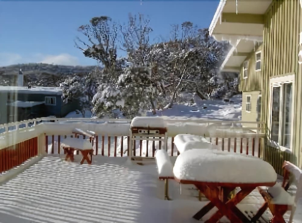 Imagen de los exteriores del Hotel Chalet Sonnenhof. Foto 12