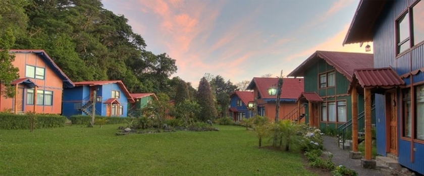 Imagen de los exteriores del Hotel Chalet Tirol. Foto 8