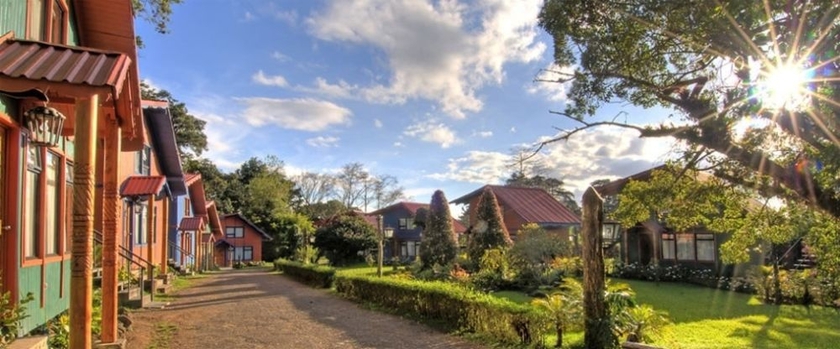 Imagen de los exteriores del Hotel Chalet Tirol. Foto 10