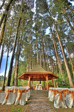 Imagen de los exteriores del Hotel Chalet Tirol. Foto 11