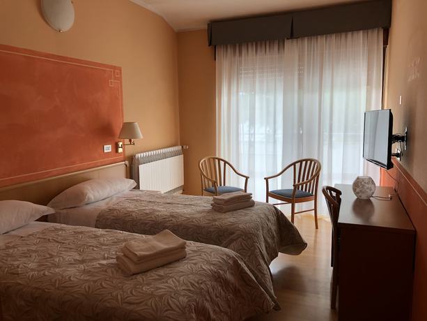 Imagen de la habitación del Hotel Chalet del Lago. Foto 5