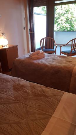 Imagen de la habitación del Hotel Chalet del Lago. Foto 11