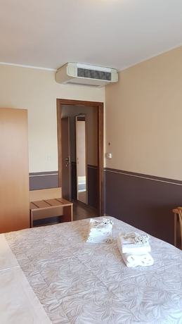 Imagen de la habitación del Hotel Chalet del Lago. Foto 12
