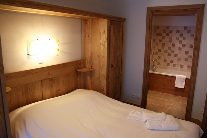 Imagen de la habitación del Hotel Chalet des Neiges Cime des Arcs. Foto 4