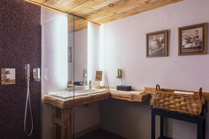 Imagen de la habitación del Hotel Chalet-Hôtel La Marmotte, La Tapiaz and SPA, The Originals Relais. Foto 16
