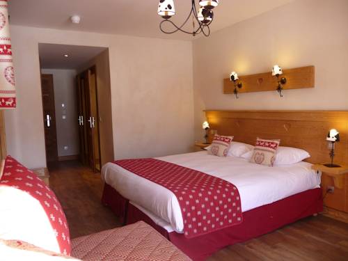 Imagen de la habitación del Hotel Chalet-H&ocirc;tel Le Beausoleil, The Originals Relais. Foto 9