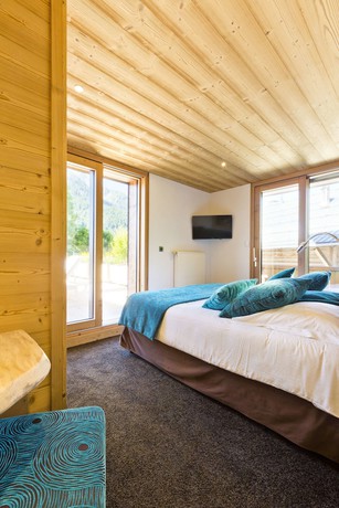 Imagen de la habitación del Hotel Chalet-H&ocirc;tel Les Gentianettes, The Originals Relais (H&ocirc;tels-Chalets de Tradition). Foto 6