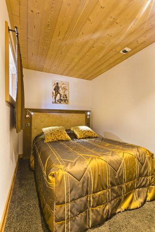 Imagen de la habitación del Hotel Chalet-H&ocirc;tel Les Gentianettes, The Originals Relais (H&ocirc;tels-Chalets de Tradition). Foto 11