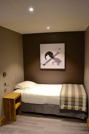 Imagen de la habitación del Hotel Chalet-H&ocirc;tel Les Gentianettes, The Originals Relais (H&ocirc;tels-Chalets de Tradition). Foto 18