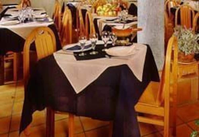 Imagen del bar/restaurante del Hotel Chalet-hôtel Alpage and Spa. Foto 5