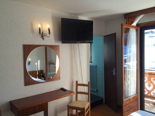 Imagen de la habitación del Hotel Chalet-h&ocirc;tel Du Borderan. Foto 14