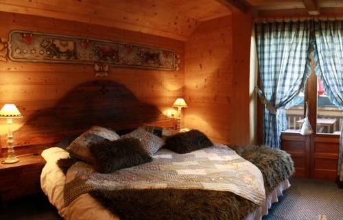 Imagen general del Hotel Chalet-h&ocirc;tel Les Cimes, The Originals Relais. Foto 3
