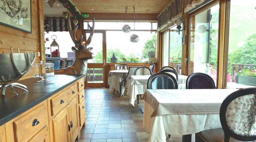 Imagen de la habitación del Hotel Chalet-hotel La Balme. Foto 13