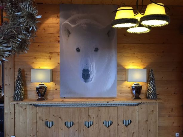 Imagen del bar/restaurante del Hotel Chalet-hotel La Balme. Foto 4