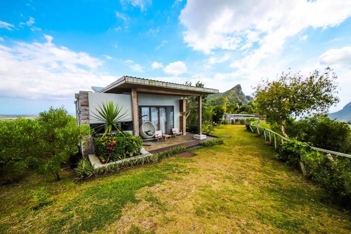 Imagen de los exteriores del Hotel Chalets Chamarel. Foto 4