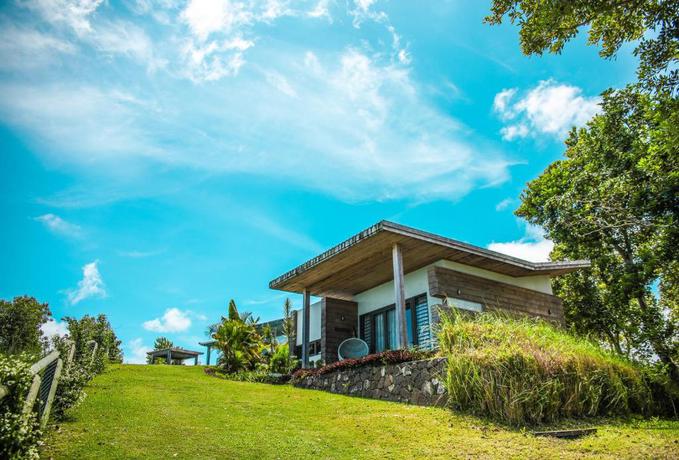 Imagen de los exteriores del Hotel Chalets Chamarel. Foto 5