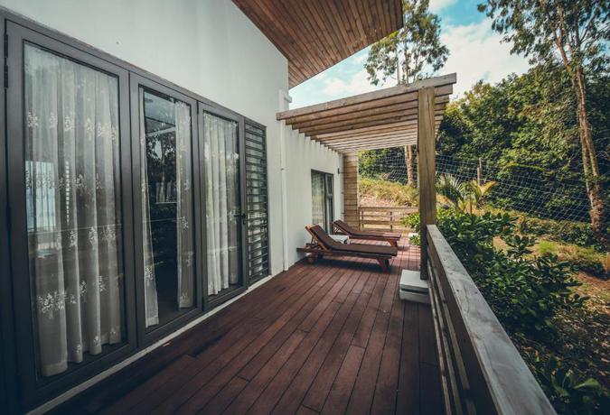 Imagen de los exteriores del Hotel Chalets Chamarel. Foto 6