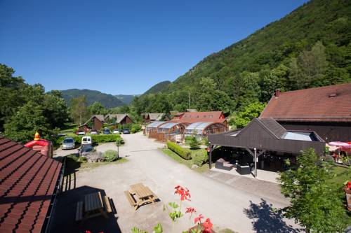 Imagen de la habitación del Hotel Chalets De La Wormsa. Foto 2