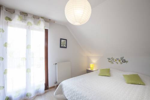 Imagen de la habitación del Hotel Chalets De La Wormsa. Foto 3