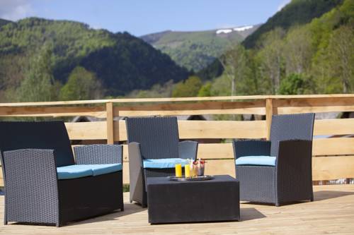 Imagen de la habitación del Hotel Chalets De La Wormsa. Foto 11