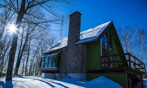 Imagen de la habitación del Hotel Chalets Montmorency Mont-sainte-anne. Foto 3