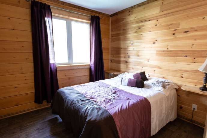 Imagen de la habitación del Hotel Chalets and Spa Lac Saint-Jean. Foto 8