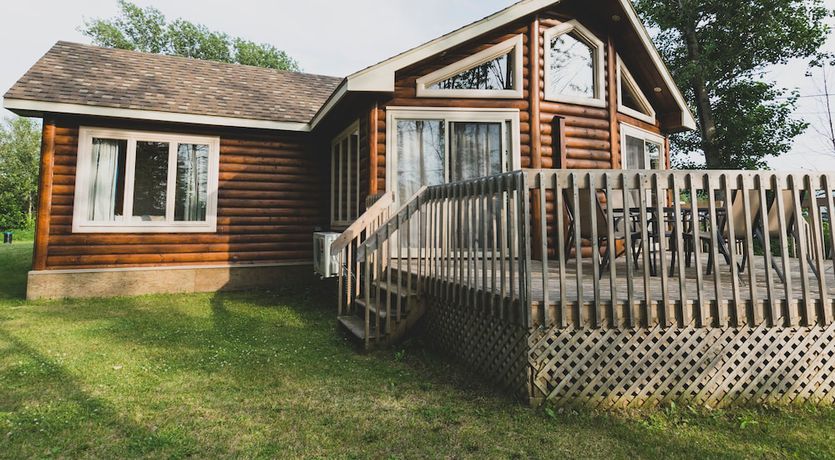Imagen de la habitación del Hotel Chalets and Spa Lac Saint-Jean. Foto 18