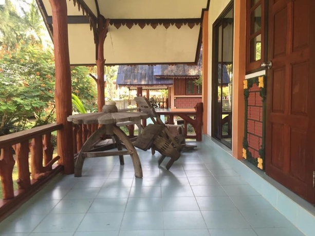 Imagen de la habitación del Hotel Chaloklum Bay Resort. Foto 3