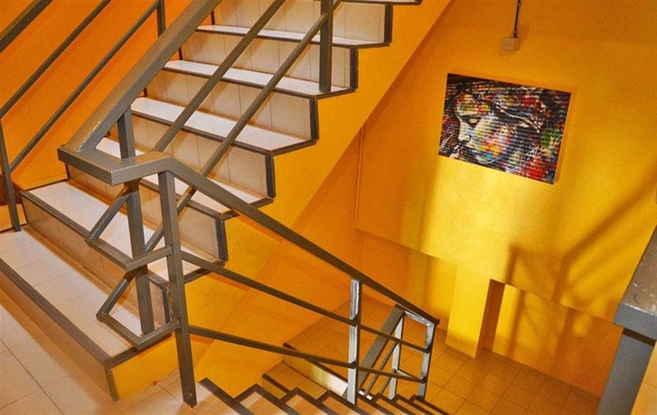Imagen de los interiores del Hotel Chalong Sea Breeze. Foto 11