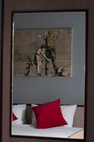 Imagen de la habitación del Hotel Chalong Sea Breeze. Foto 8
