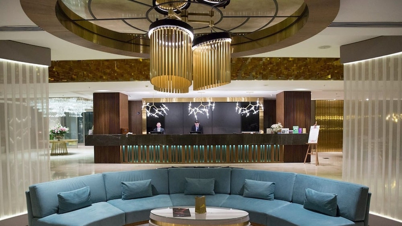 Imagen de los interiores del Hotel Chamada Prestige. Foto 19