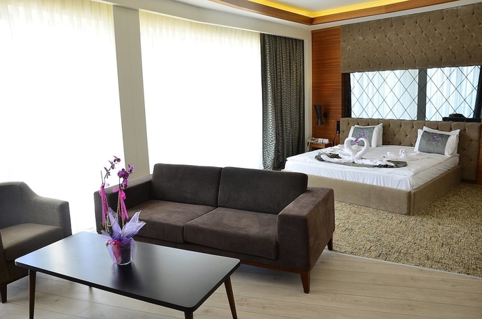 Imagen de la habitación del Hotel Chamada Prestige. Foto 13