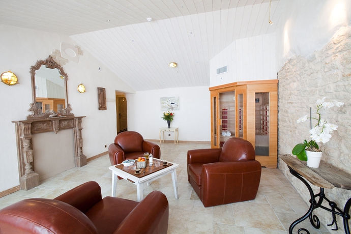 Imagen de los interiores del Hotel Chambres D'h&ocirc;tes Des Portes. Foto 15