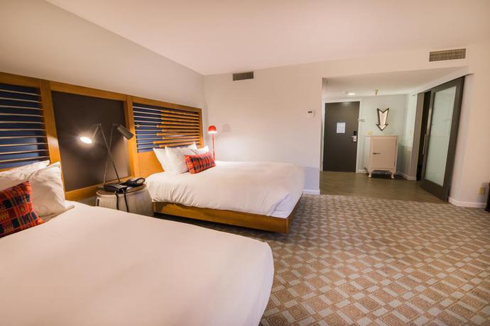 Imagen de la habitación del Hotel Chaminade Resort and Spa. Foto 8