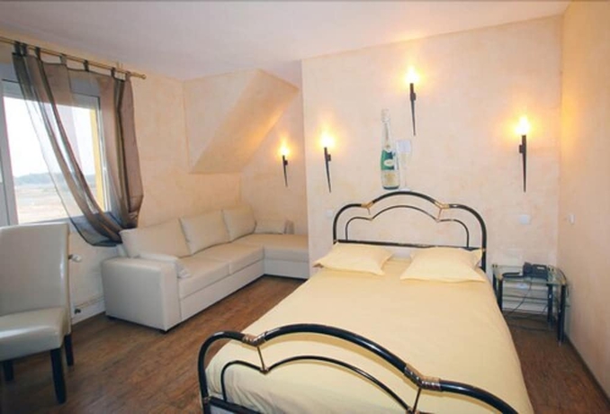 Imagen de la habitación del Hotel Champ Alsace Aerodrome. Foto 10