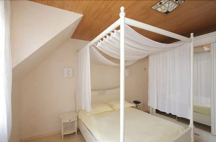 Imagen de la habitación del Hotel Champ Alsace Aerodrome. Foto 12