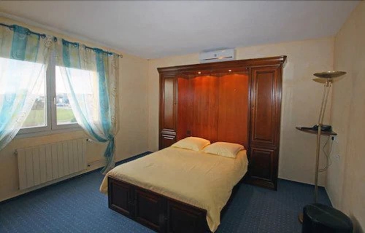 Imagen de la habitación del Hotel Champ Alsace Aerodrome. Foto 16