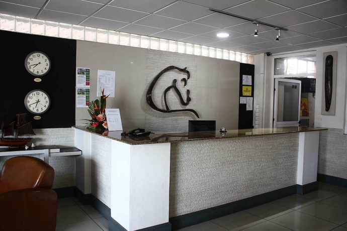 Imagen de los interiores del Hotel Champ De Mars. Foto 19