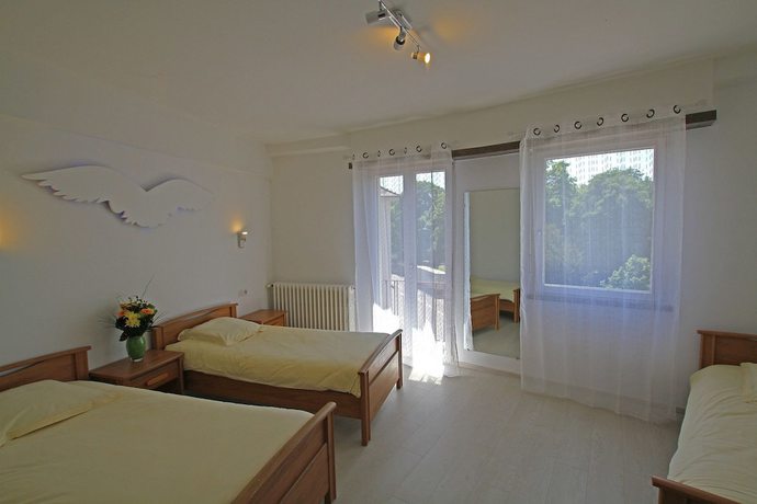 Imagen de la habitación del Hotel Champ\'Alsace Centre. Foto 6