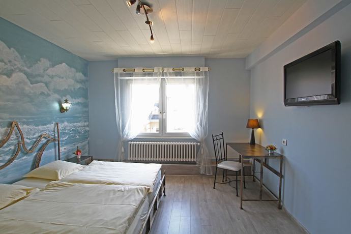 Imagen de la habitación del Hotel Champ\'Alsace Centre. Foto 10