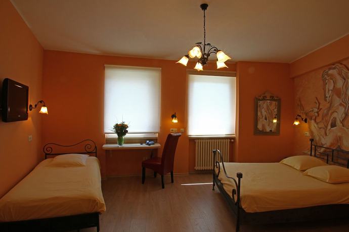 Imagen de la habitación del Hotel Champ\'Alsace Centre. Foto 16